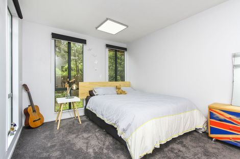 Photo of property in 533 South Titirangi Road, Titirangi, Auckland, 0604