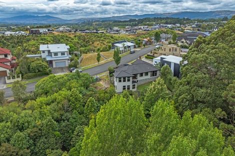 Photo of property in 40 Ruapehu Drive, Fitzherbert, Palmerston North, 4410