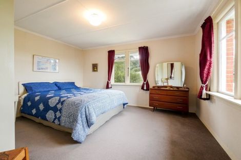 Photo of property in 98 Wakari Road, Helensburgh, Dunedin, 9010