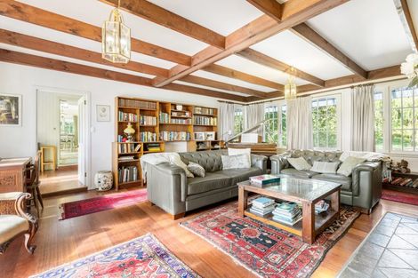 Photo of property in 98 Hanham Road, Kumeu, 0891