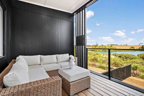 Photo of property in 56 Fort Lincoln Loop, Karaka, Papakura, 2113