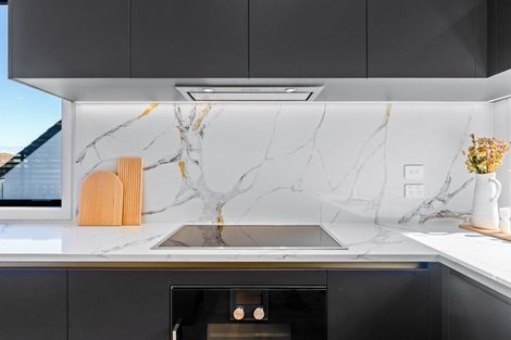 Photo of property in 7a Crete Avenue, Milford, Auckland, 0620