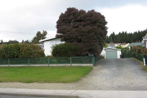 Photo of property in 118 Salcombe Street, Kaitangata, 9210