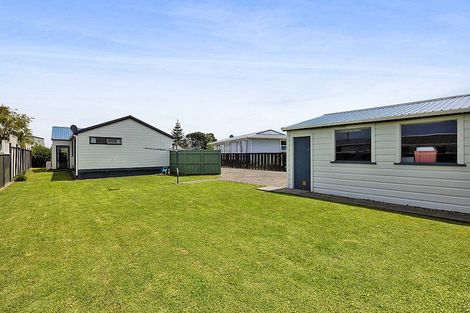 Photo of property in 49 Brennan Place, Opunake, 4616