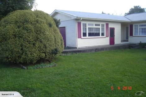 Photo of property in 89 Queenwood Road, Levin, 5510