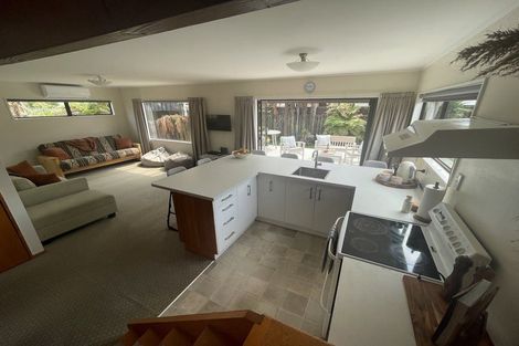 Photo of property in 11a Willow Avenue, Hannahs Bay, Rotorua, 3010
