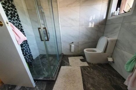 Photo of property in 12 Buckingham Crescent, Manukau, Auckland, 2025