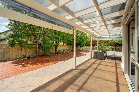 Photo of property in 11 English Oak Drive, Schnapper Rock, Auckland, 0632