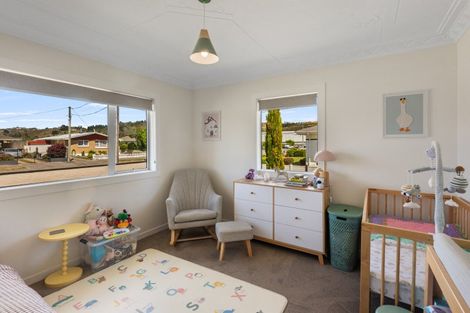 Photo of property in 20 Sandringham Street, Oamaru North, Oamaru, 9400