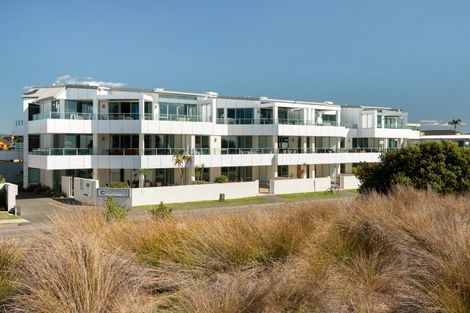 Photo of property in 314/136 Marine Parade, Mount Maunganui, 3116