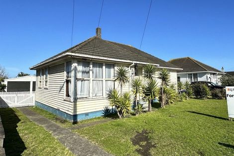 Photo of property in 141 Puriri Street, Castlecliff, Whanganui, 4501