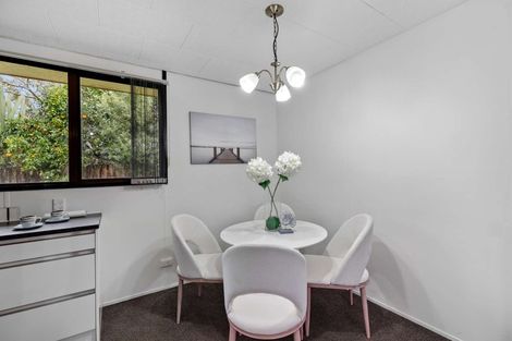 Photo of property in 2/16 Sarajevo Place, Massey, Auckland, 0614