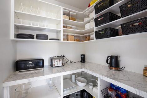 Photo of property in 15 Longstaff Drive, Bell Block, New Plymouth, 4312