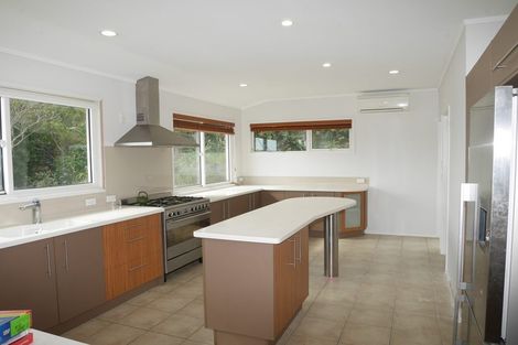 Photo of property in 13 Groves Road, Raumati Beach, Paraparaumu, 5032