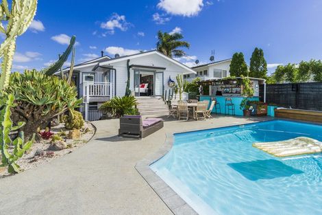 Photo of property in 11 Eric Price Avenue, Takapuna, Auckland, 0620