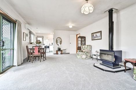 Photo of property in 3/239 Warwick Road, Mayfair, Hastings, 4122