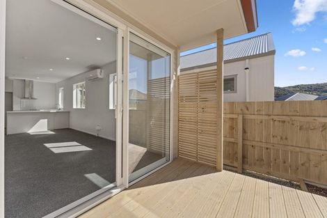 Photo of property in 4/5 Westminster Road, Wainuiomata, Lower Hutt, 5014