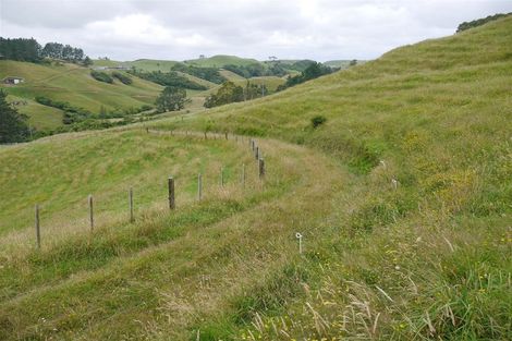 Photo of property in 177 Ackworth Road, Lepperton, New Plymouth, 4373