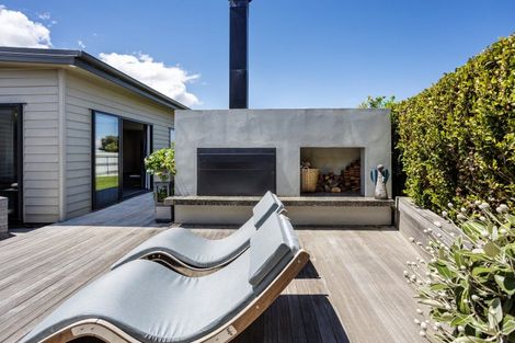 Photo of property in 32a Bath Street, Brighton, Dunedin, 9035