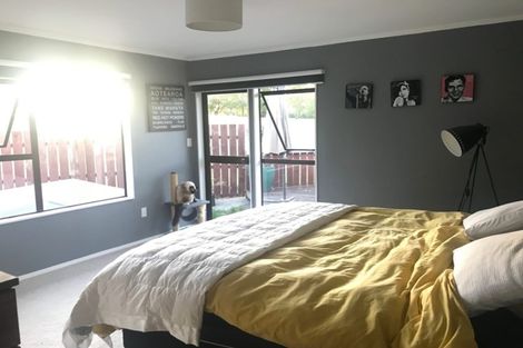 Photo of property in 18 Church Street, Swanson, Auckland, 0612