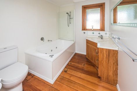 Photo of property in 6 Borlase Place, Aramoho, Whanganui, 4500