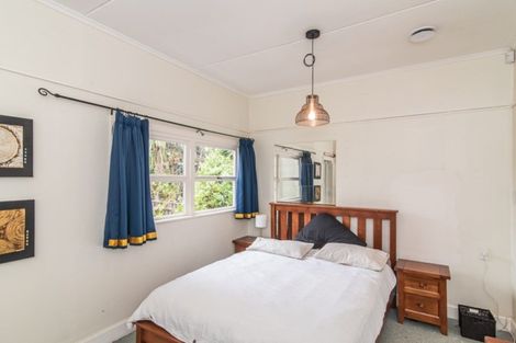 Photo of property in 299 Te Moana Road, Waikanae, 5036