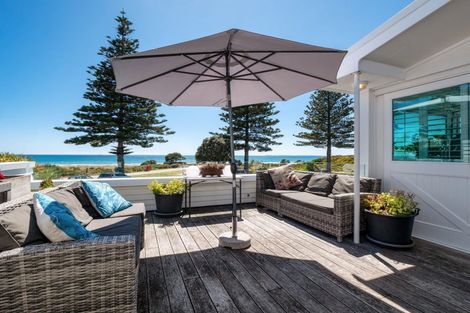Photo of property in 93 Marine Parade, Mount Maunganui, 3116