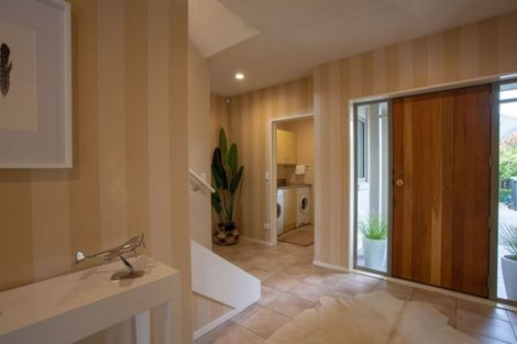 Photo of property in 71 Jeffreys Road, Fendalton, Christchurch, 8052