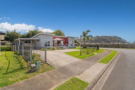 Photo of property in 20 Tairua Palms Place, Tairua, 3508