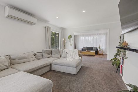 Photo of property in 144a High Street, Oxford, 7430