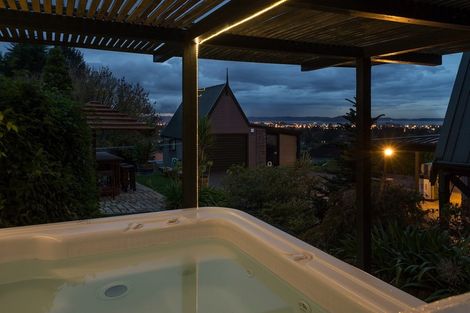 Photo of property in 24 Exeter Place, Tihiotonga, Rotorua, 3015