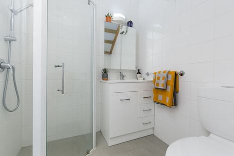 Photo of property in Hopper Street Apartments, 2/20 Hopper Street, Mount Cook, Wellington, 6011