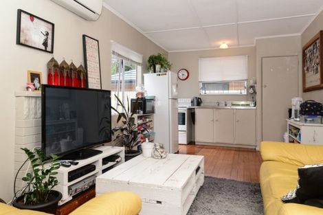 Photo of property in 18a Sayer Street, Frankton, Hamilton, 3204