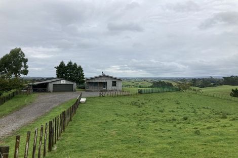 Photo of property in 254 Lincoln Road, Inglewood, 4389