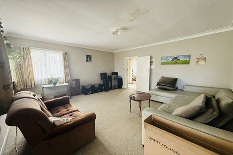 Photo of property in 13 Reiman Street, New Lynn, Auckland, 0600