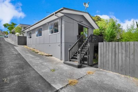 Photo of property in 1/14 Barnfield Place, Glendene, Auckland, 0602