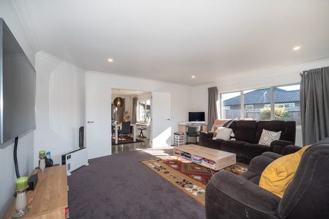 Photo of property in 26a Oak Crescent, Ashhurst, 4810