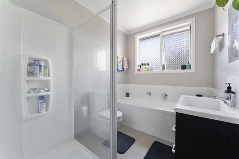 Photo of property in 30 Richmond Street, Waitara, 4320