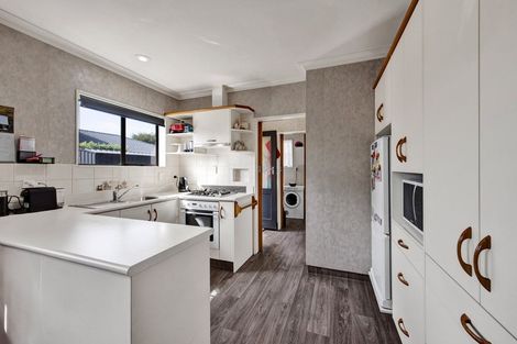 Photo of property in 10 Murdoch Street, Hawera, 4610