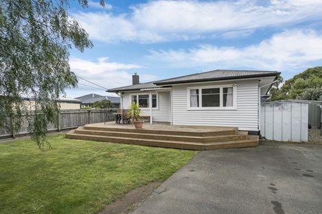 Photo of property in 1/62 Parkers Road, Tahunanui, Nelson, 7011