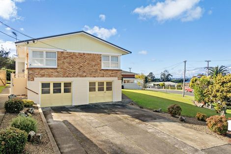 Photo of property in 2/36 Jaemont Avenue, Te Atatu South, Auckland, 0610