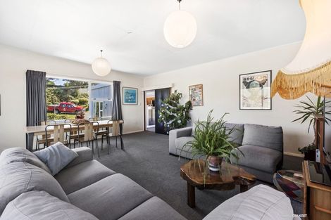 Photo of property in 6 Carlisle Street, Island Bay, Wellington, 6023