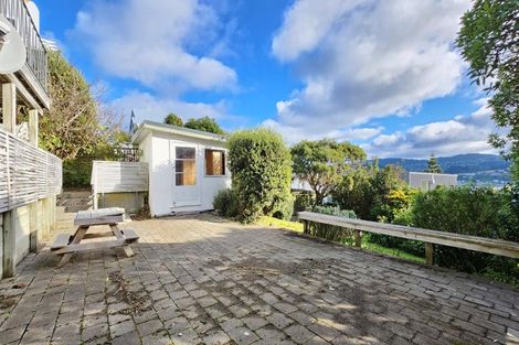 Photo of property in 73 Maupuia Road, Maupuia, Wellington, 6022
