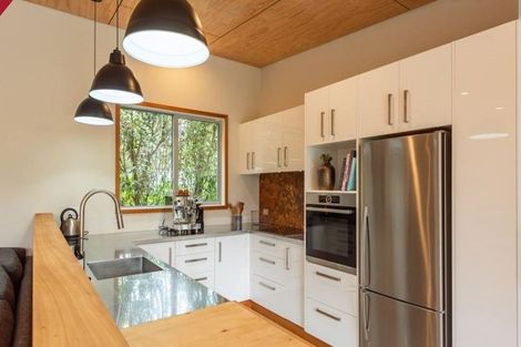 Photo of property in 29a Greenaway Road, Waikanae, 5036