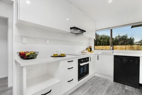 Photo of property in 2/1 Roys Road, Weymouth, Auckland, 2103