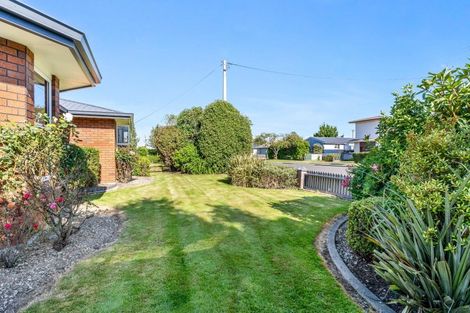 Photo of property in 27 Eglinton Street, Winton, 9720