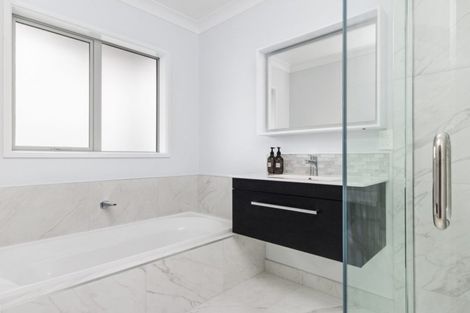 Photo of property in 25 Colombo Road, Waiuku, 2123