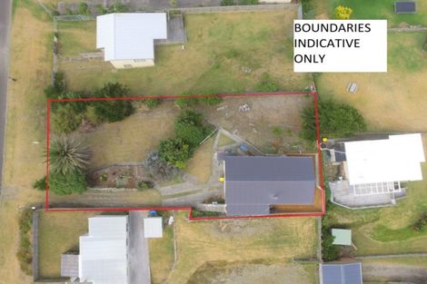 Photo of property in 10 Brown Terrace, Foxton Beach, Foxton, 4815