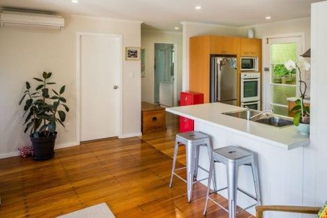 Photo of property in 26 Kiriwai Road, Paremata, Porirua, 5024