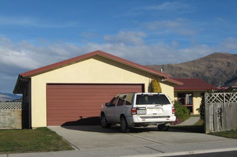 Photo of property in 24 Plantation Road, Wanaka, 9305